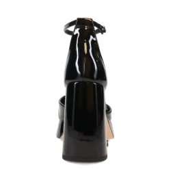 Women's Circus NY, Rosa Pump