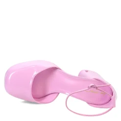 Women's Circus NY, Rosa Pump