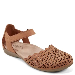 Women's Earth Origins, Bronnie Flat