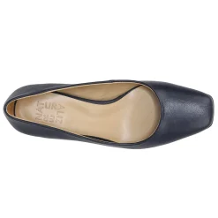 Women's Naturalizer, Warner Pump