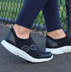 Women's Oofos, OOmg Sport Sneaker